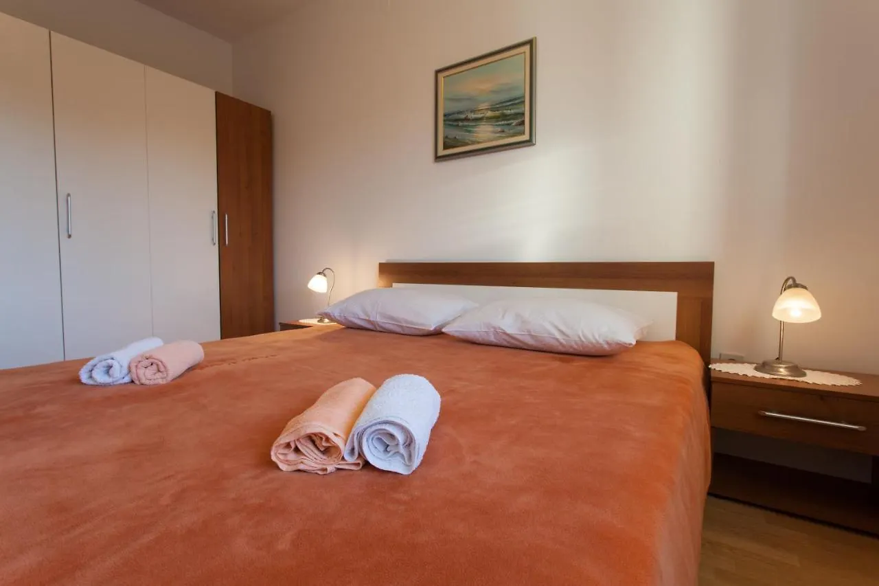 Apartment Jadranka Quiet & Near The Beach! Krk Town Croatia